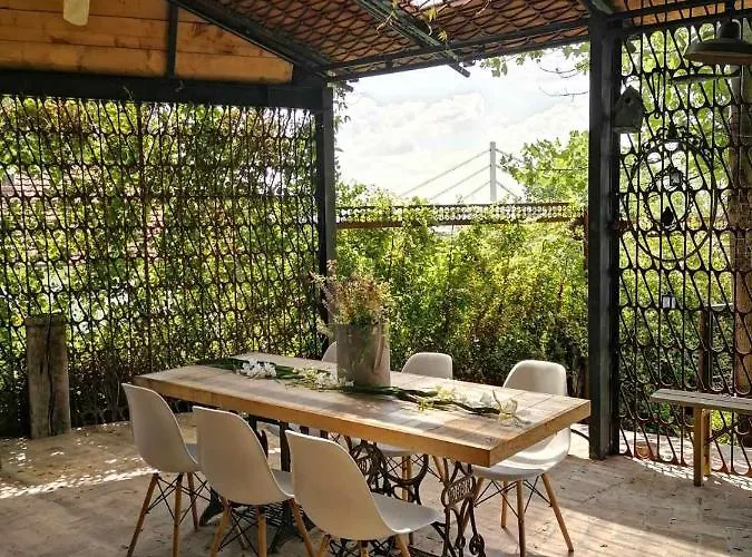 Train_House_Ns * 彼得罗瓦拉丁